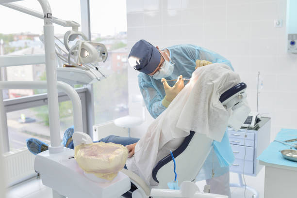 Best Urgent Tooth Repair  in Laredo, TX